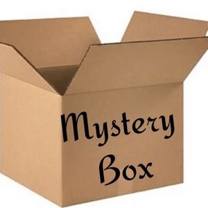 🟦SALE 5️⃣0️⃣% off🟦 Mystery Box Beauty lot NWT NWOT